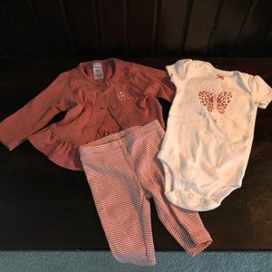 0-3 month old baby girl Carter's Oshkosh outfit
